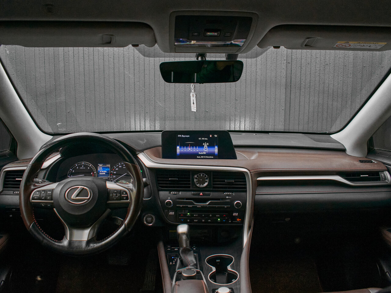 Купить Lexus RX 200t 2.0 AT (238 л.с.) 4WD, 2018 в Екатеренбурге