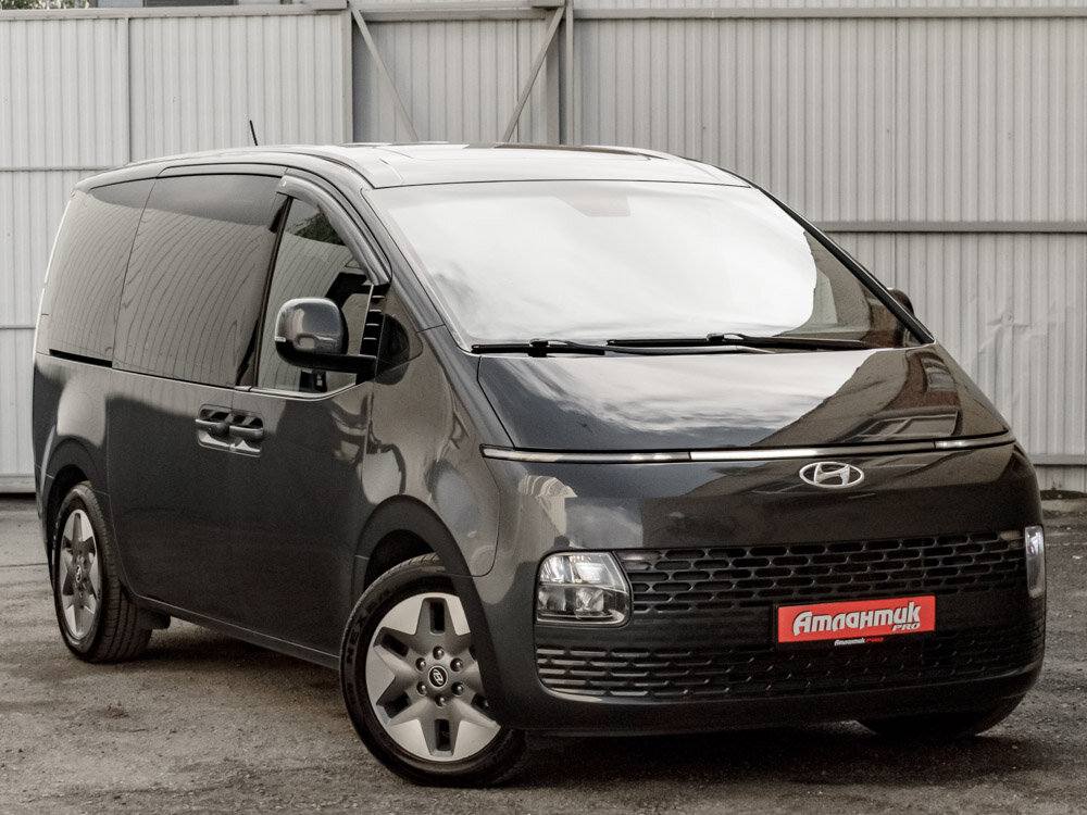 Купить Hyundai Staria 3.5 AT (249 л.с.), 2022 в Екатеренбурге