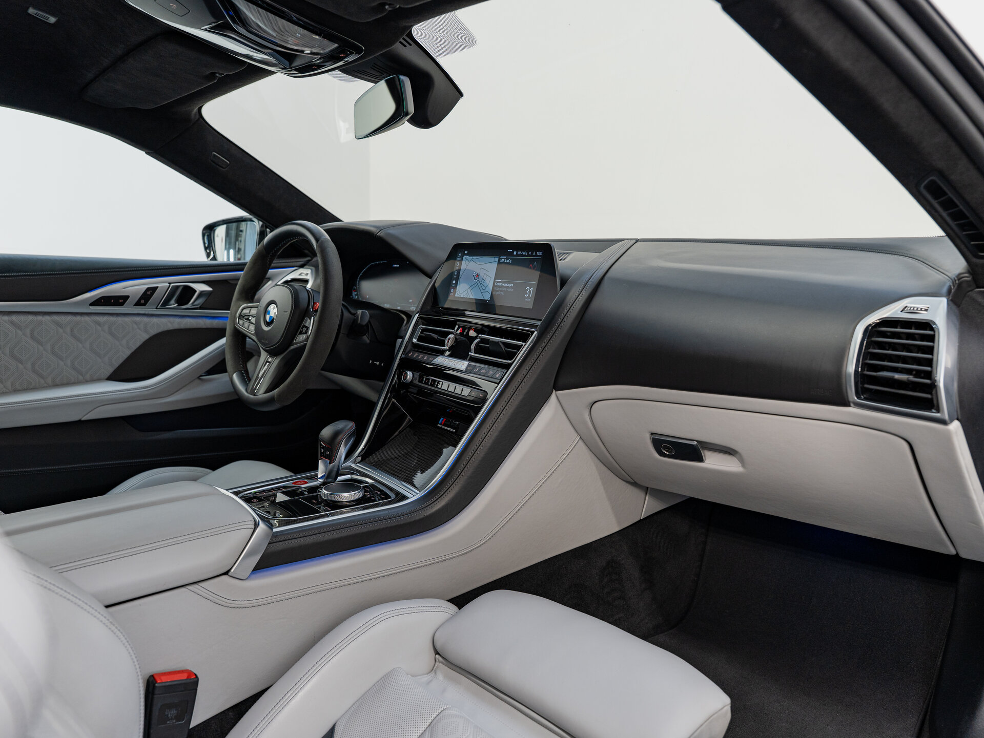 Автомобиль BMW M8 Competition 4.4 AT (625 л.с.) 4WD - 11