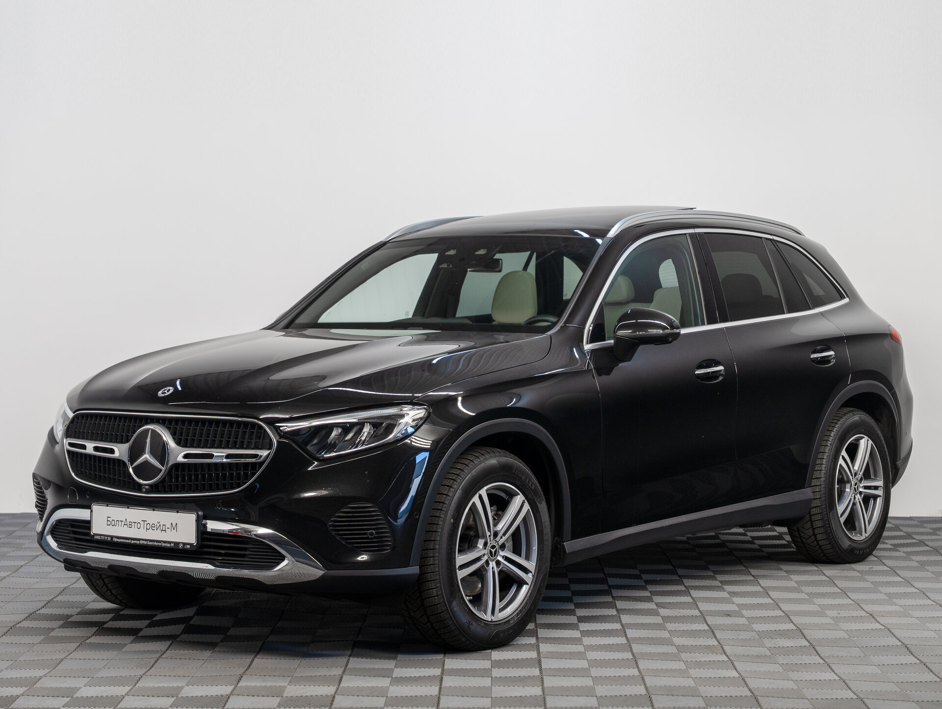 Автомобиль Mercedes-Benz GLC 220 d 2.0d AT (197 л.с.) 4WD - 1