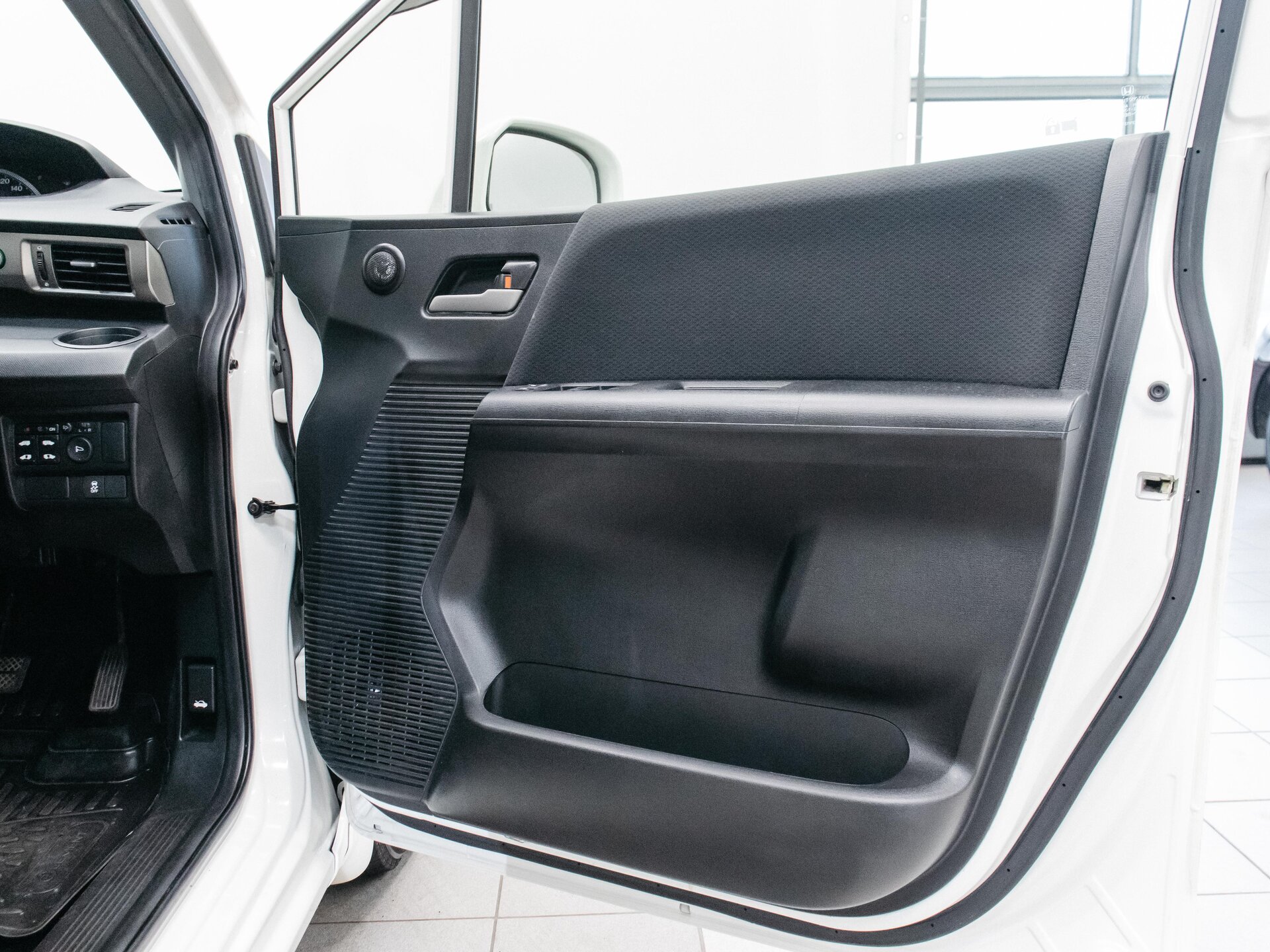 Honda Freed 2012 10