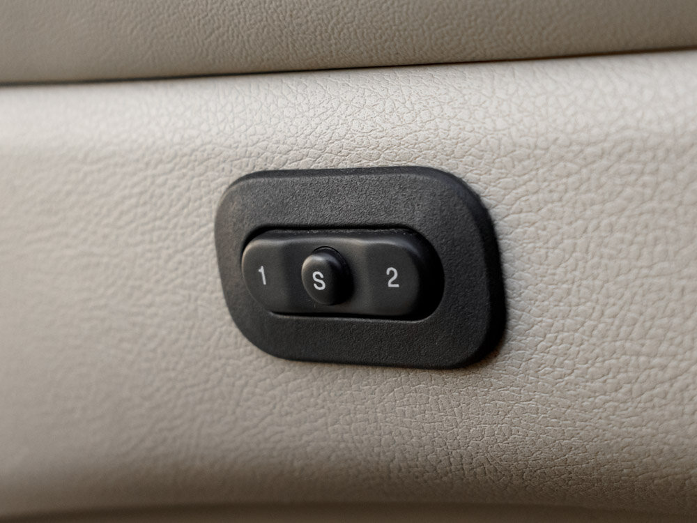 Купить Jeep Grand Cherokee 3.6 AT (286 л.с.) 4WD, 2011 в Екатеренбурге