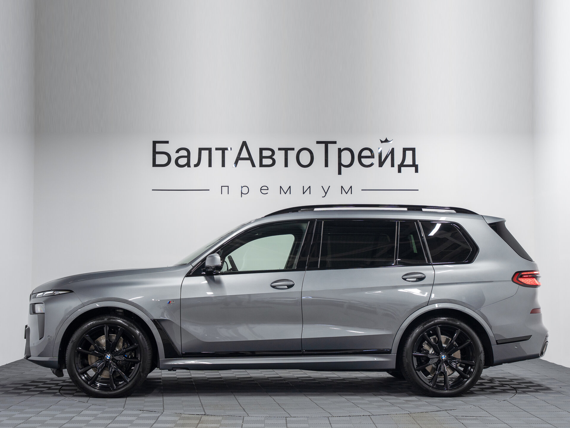 Автомобиль BMW X7 40d 3.0d AT (340 л.с.) 4WD - 11