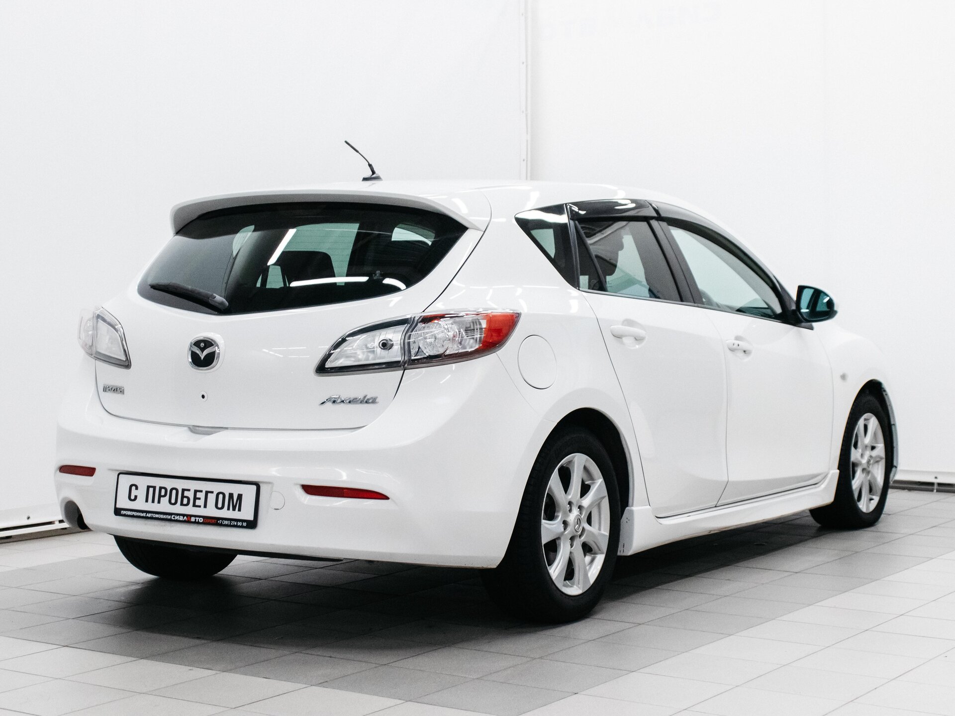 Mazda Axela 2010 4
