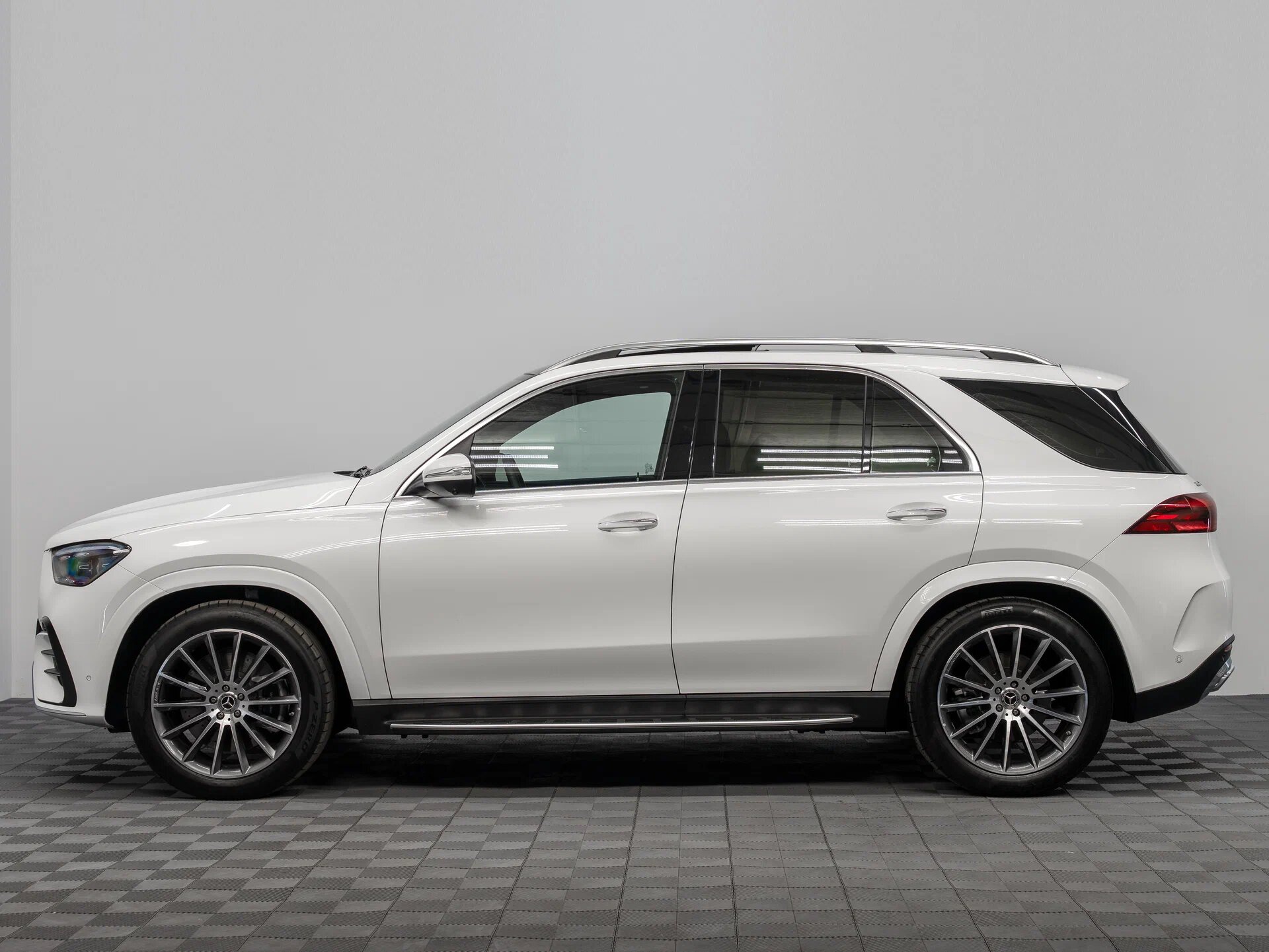Автомобиль Mercedes-Benz GLE 450 3.0 AT (381 л.с.) 4WD - 8