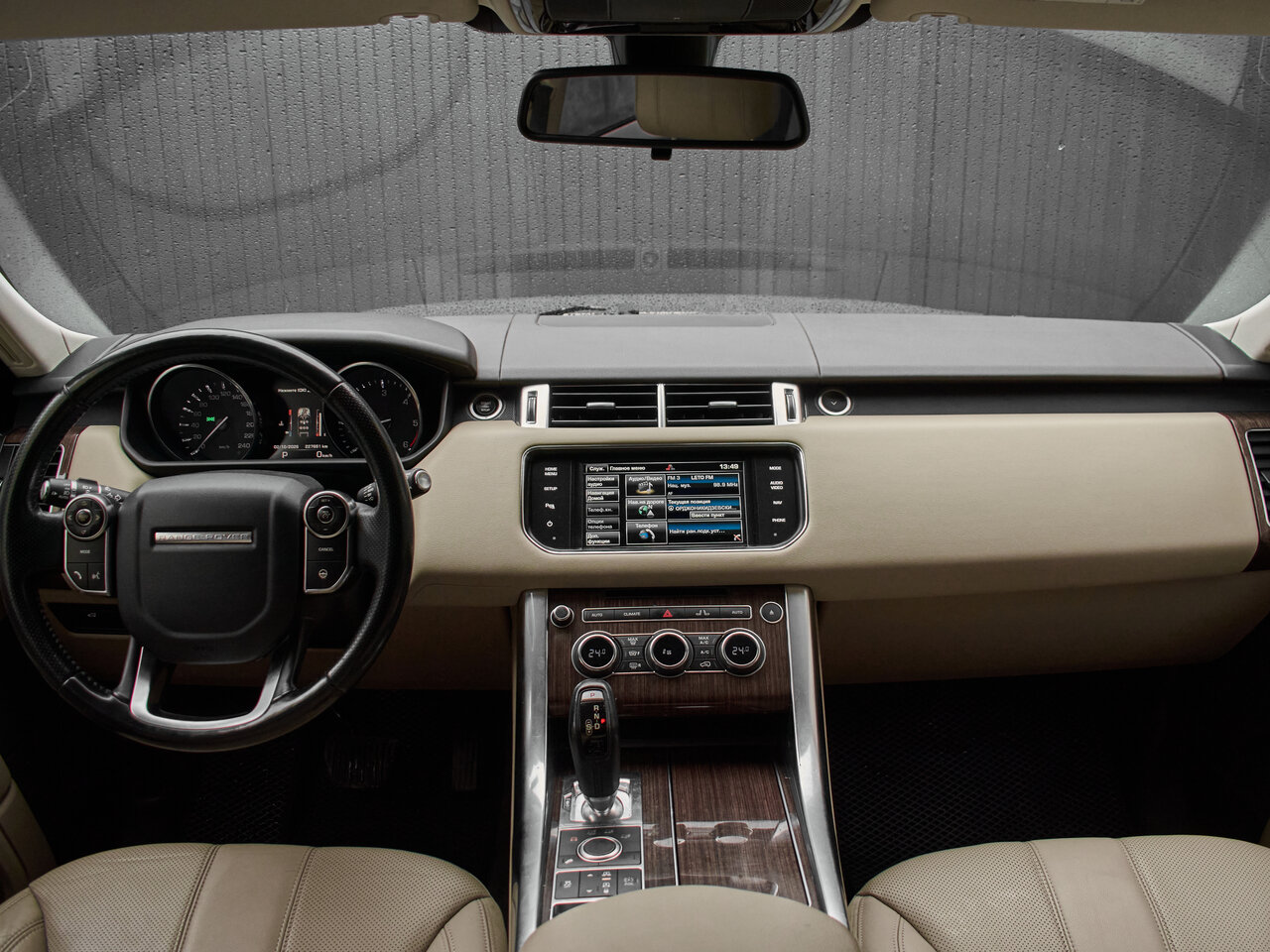 Купить Land Rover Range Rover Sport 3.0d AT (249 л.с.) 4WD, 2015 в Екатеренбурге