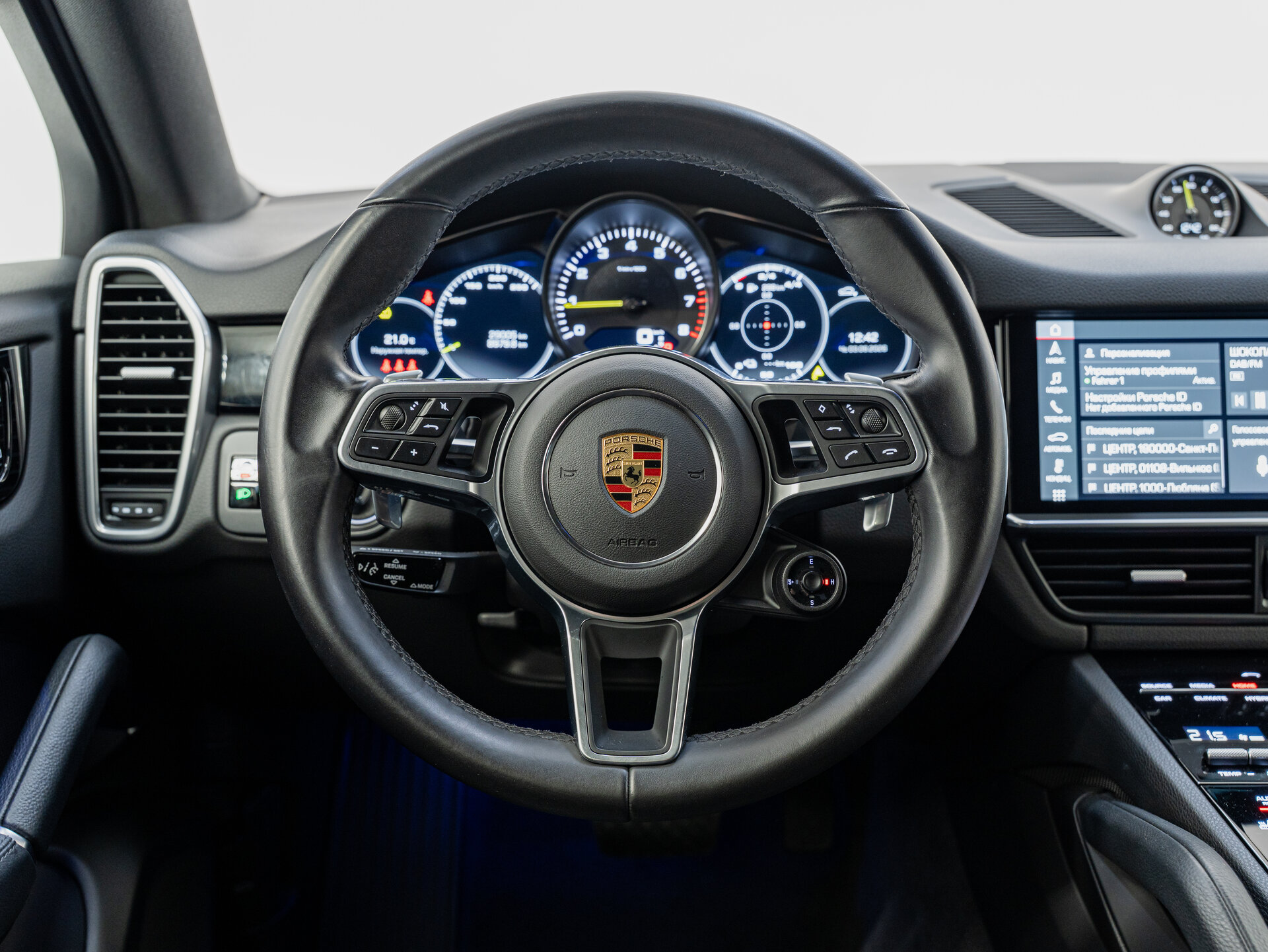 Автомобиль Porsche Cayenne E-Hybrid Coupé 3.0hyb AT (462 л.с.) 4WD - 13