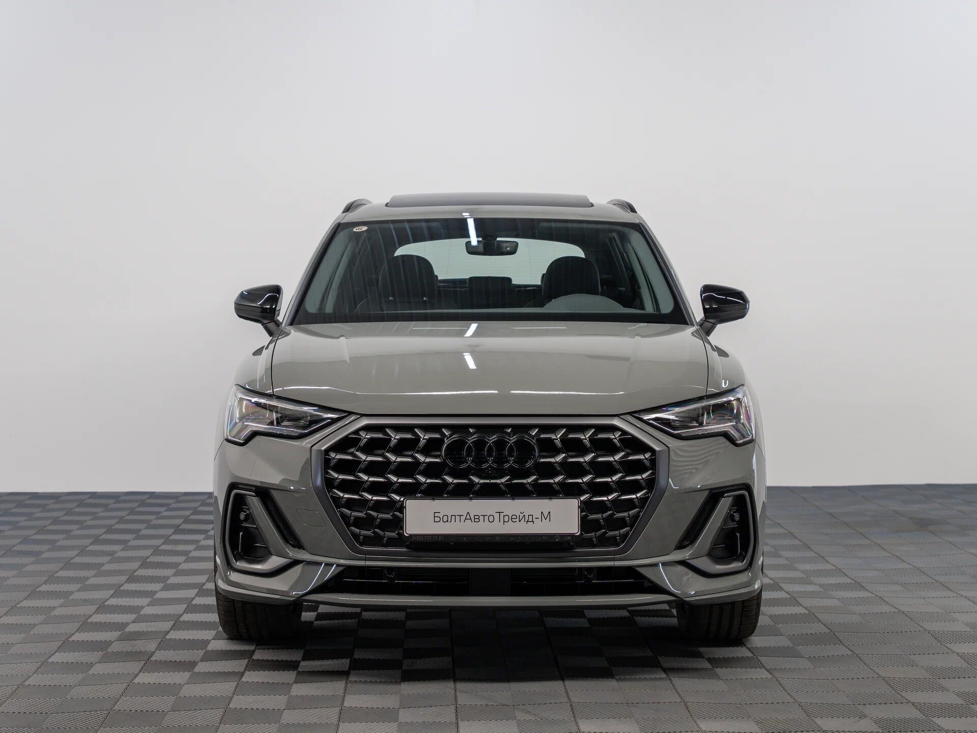 Автомобиль Audi Q3 35 TFSI 1.5 AMT (160 л.с.) - 2