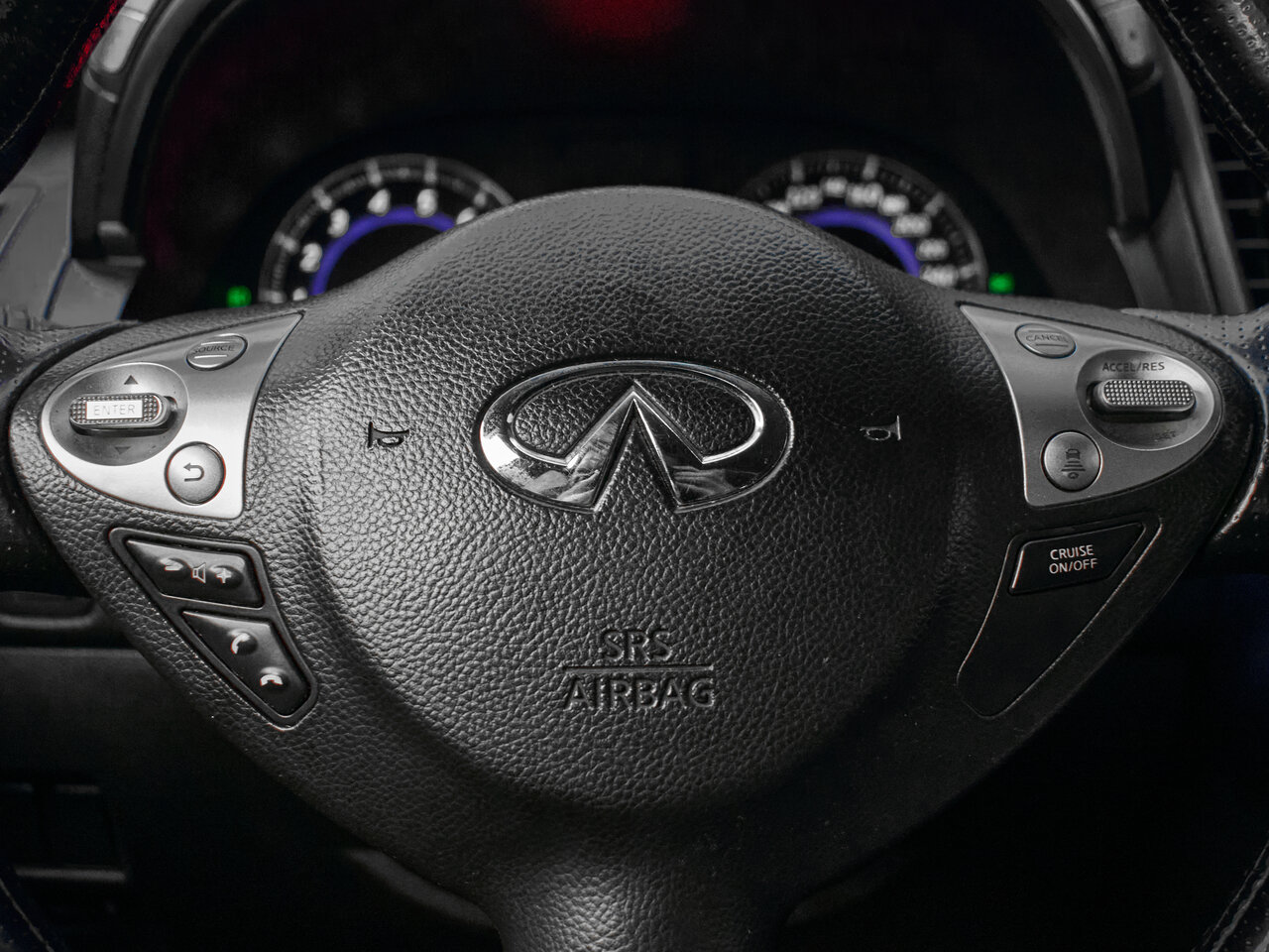 Купить Infiniti FX FX35 3.5 AT (307 л.с.) 4WD, 2009 в Екатеренбурге
