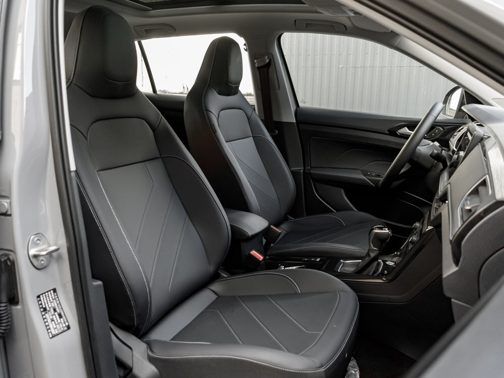 Купить Volkswagen Tharu XR 300 TSI 1.5 AMT (160 л.с.), 2025 в Екатеренбурге