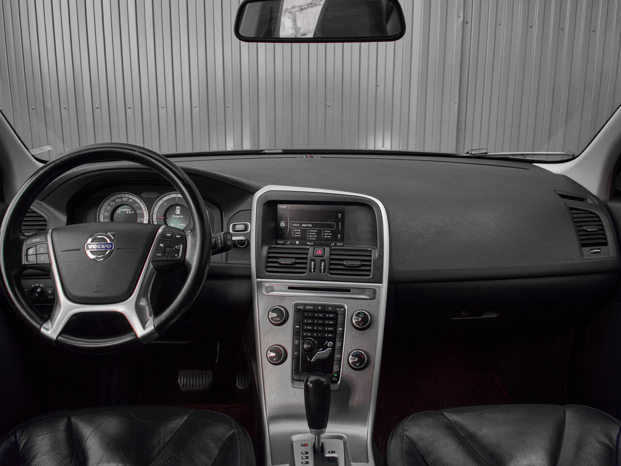 Купить Volvo XC60 2.4d AT (163 л.с.) 4WD, 2011 в Екатеренбурге