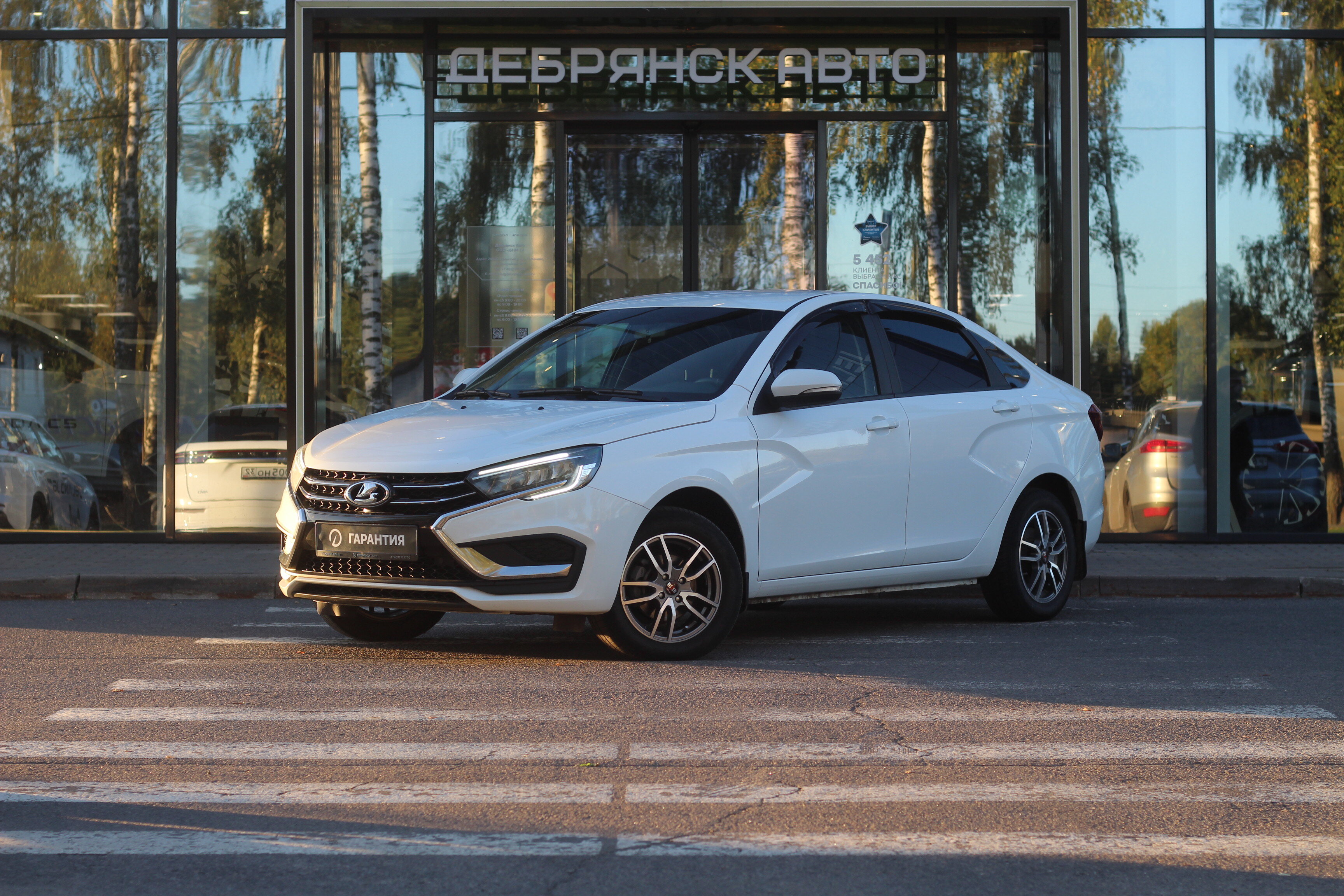 Фото Lada (ВАЗ) Vesta, I Рестайлинг (NG) 2024