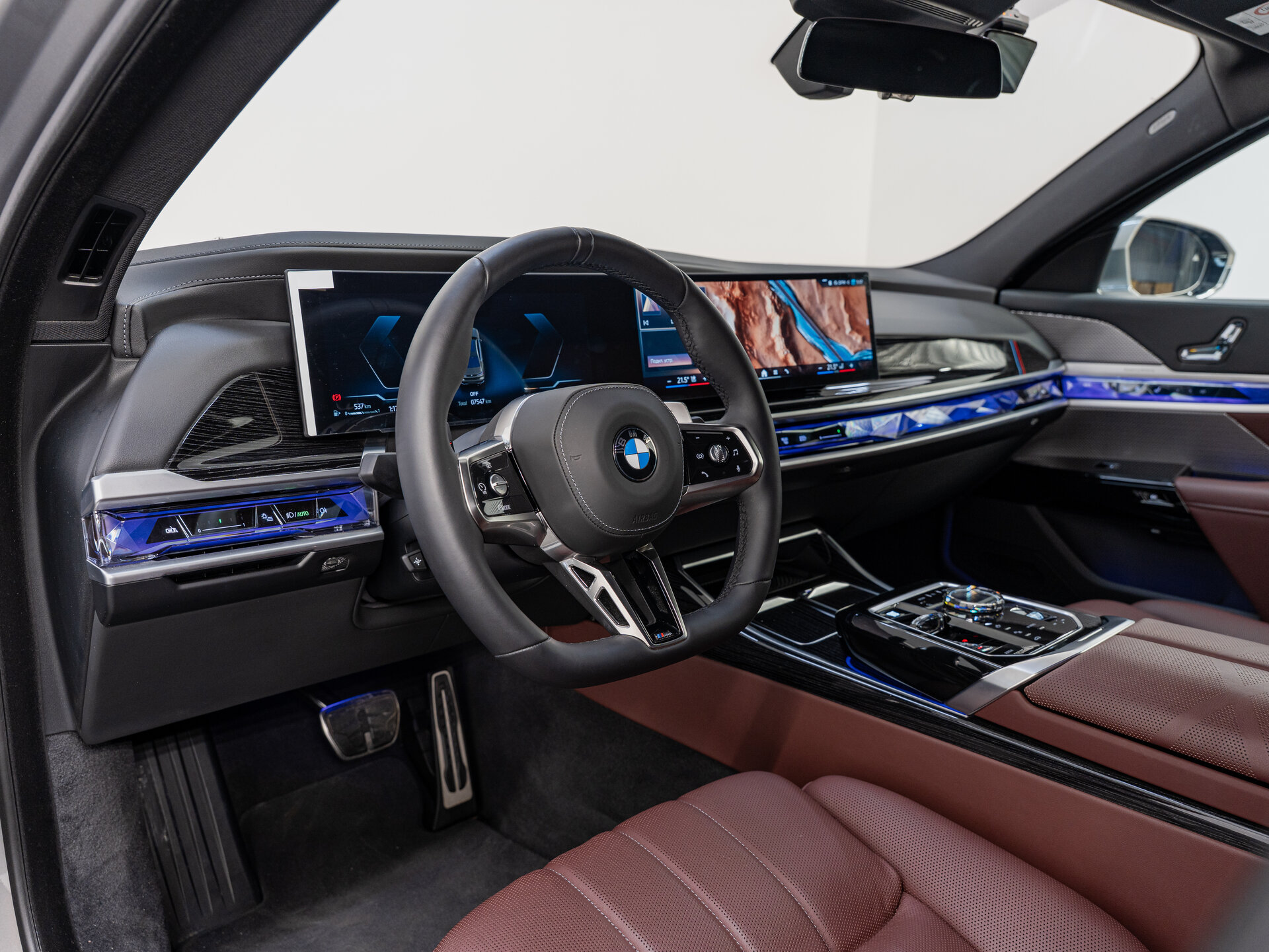 Автомобиль BMW 7 серии 740d xDrive 3.0d AT (286 л.с.) 4WD - 13