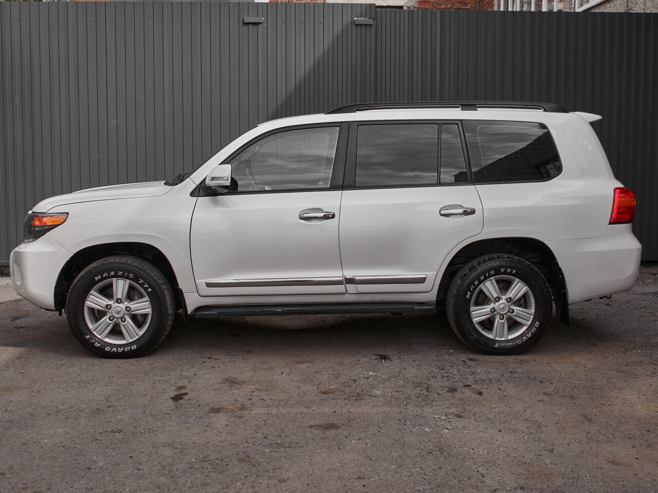 Купить Toyota Land Cruiser 4.5d AT (235 л.с.) 4WD, 2012 в Екатеренбурге