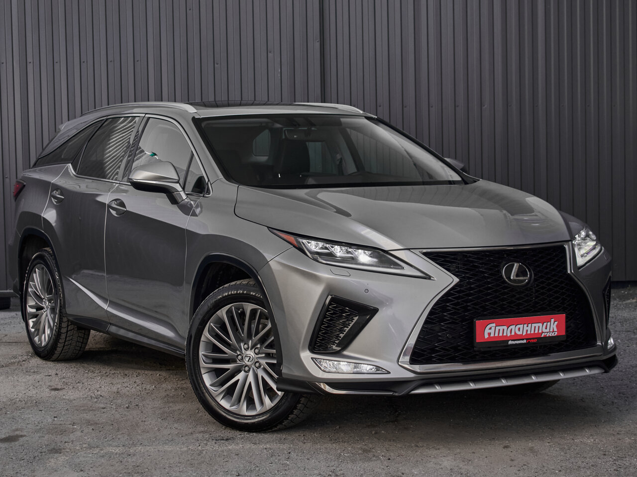Купить Lexus RX 350L 3.5 AT (294 л.с.) 4WD, 2019 в Екатеренбурге