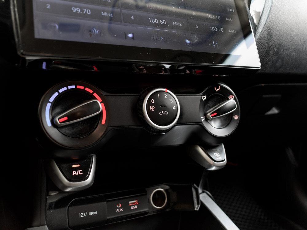 Купить Kia Rio 1.6 AT (123 л.с.), 2018 в Екатеренбурге