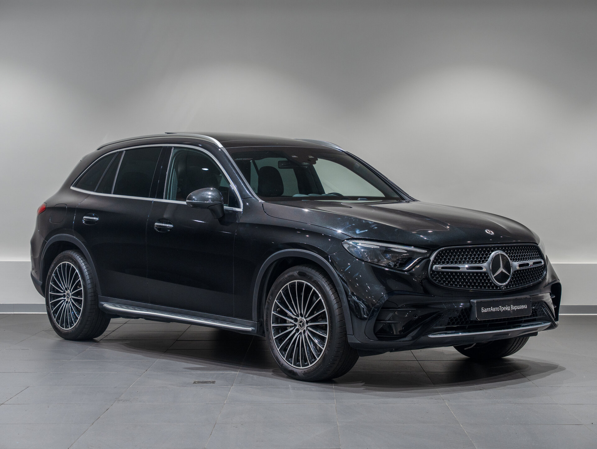 Автомобиль Mercedes-Benz GLC 300 2.0 AT (258 л.с.) 4WD - 3