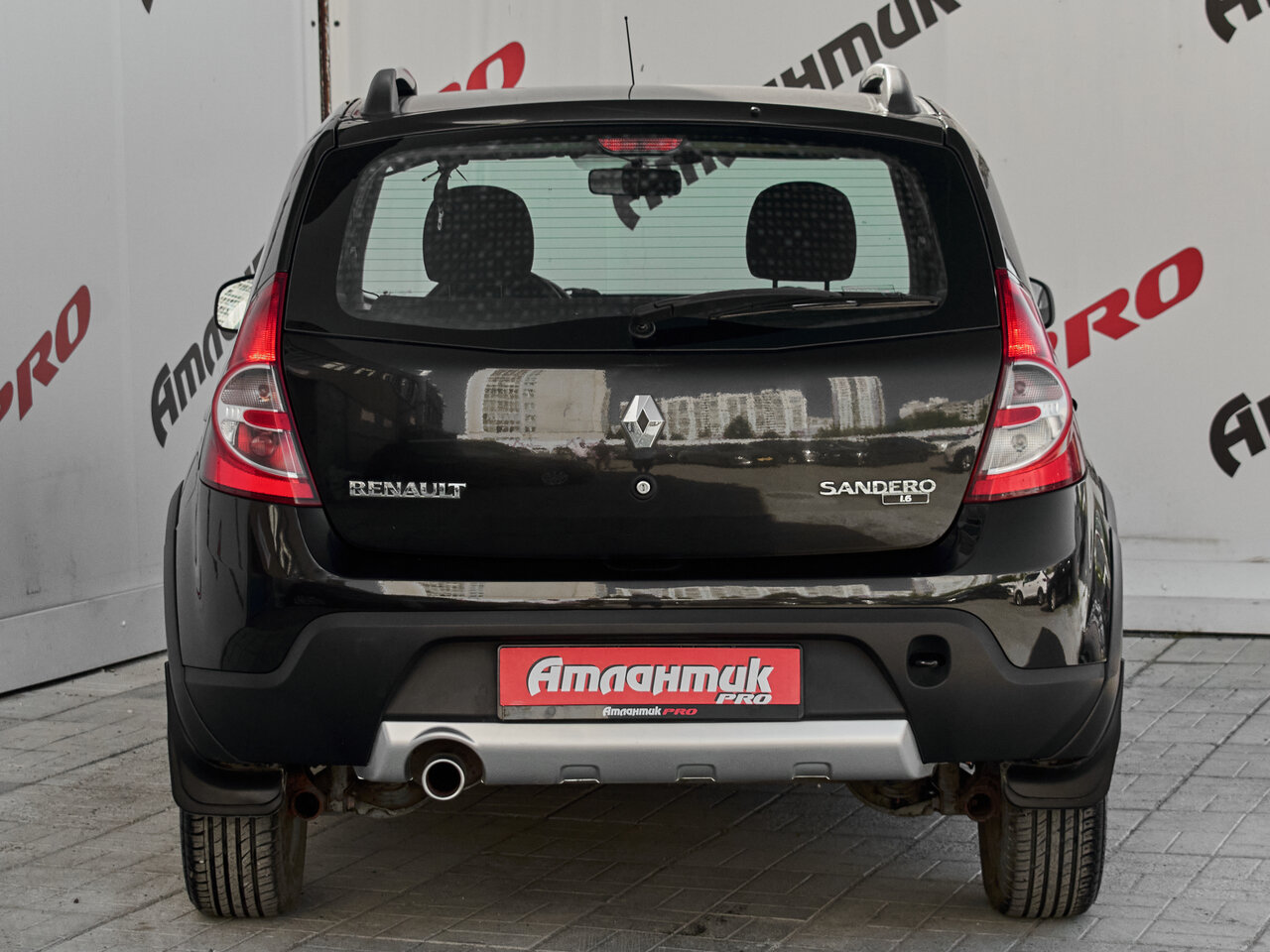 Купить Renault Sandero Stepway 1.6 MT (84 л.с.), 2012 в Екатеренбурге