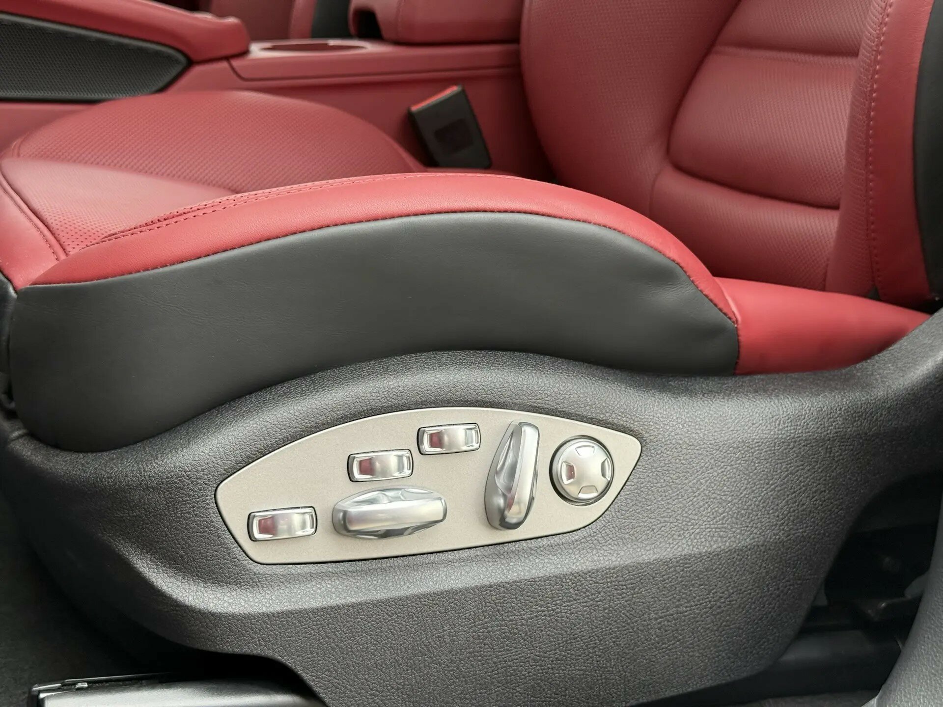Автомобиль Porsche Macan GTS 2.9 AMT (440 л.с.) 4WD - 12
