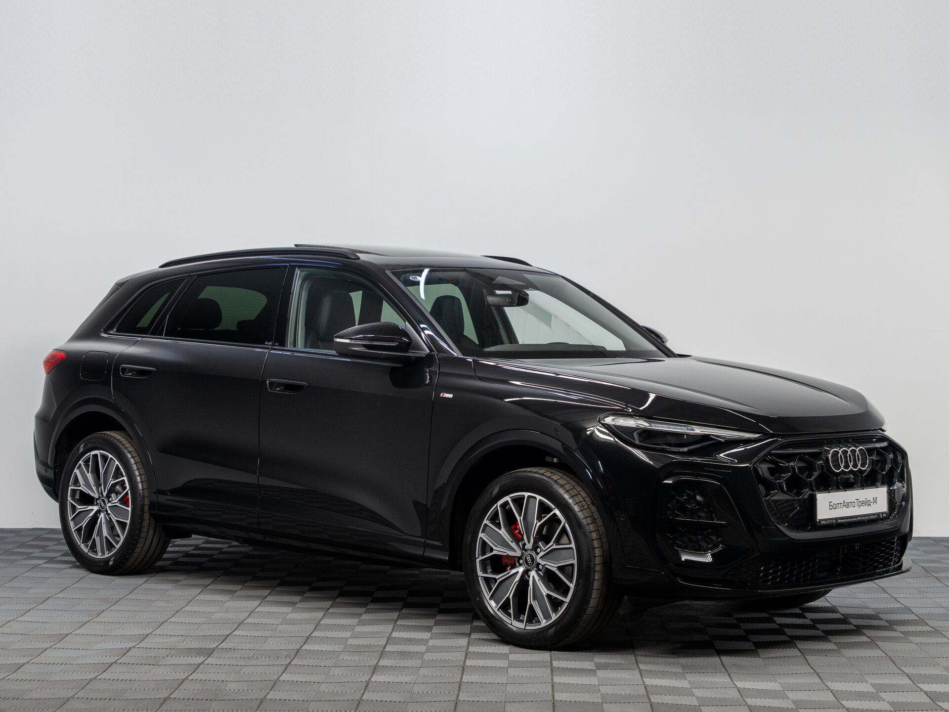 Автомобиль Audi Q5 L 2.0 AMT (204 л.с.) 4WD - 3