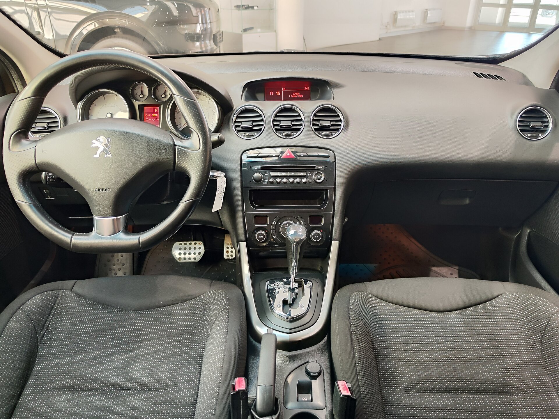 Автомобиль Peugeot 308 1.6 AT (120 л.с.) - 14