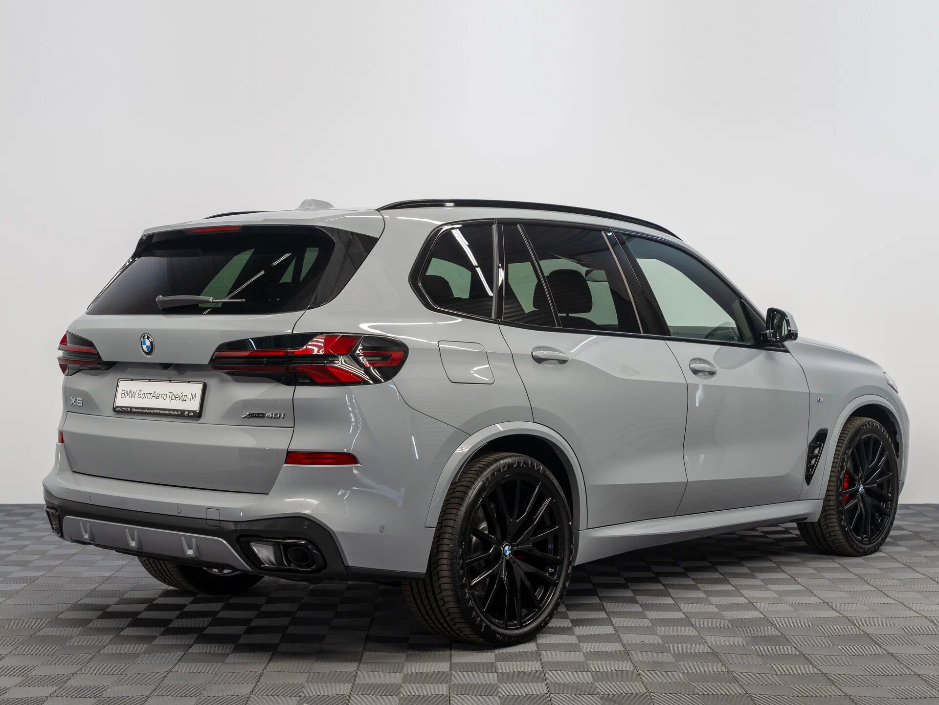 Автомобиль BMW X5 40i 3.0 AT (381 л.с.) 4WD - 5