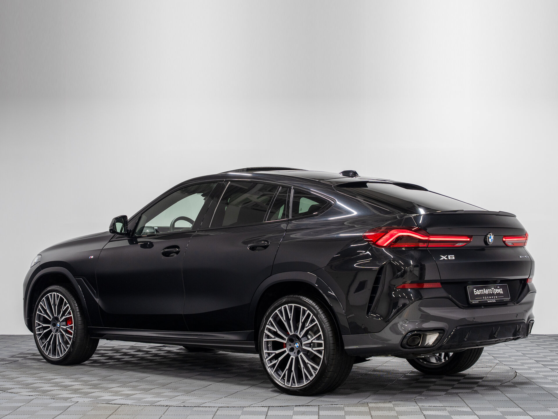 Автомобиль BMW X6 40d 3.0d AT (352 л.с.) 4WD - 10