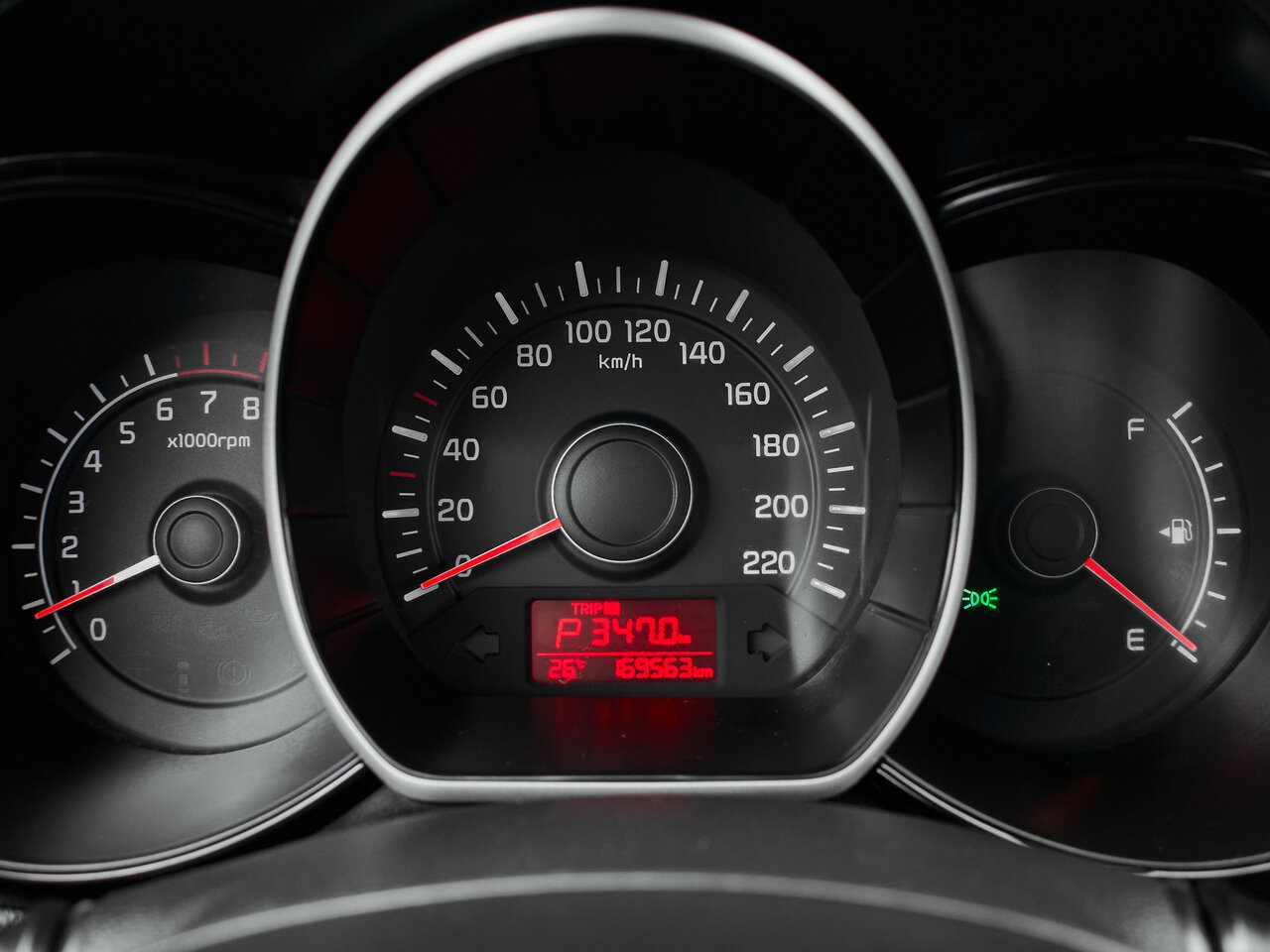 Купить Kia Rio 1.6 AT (123 л.с.), 2017 в Екатеренбурге