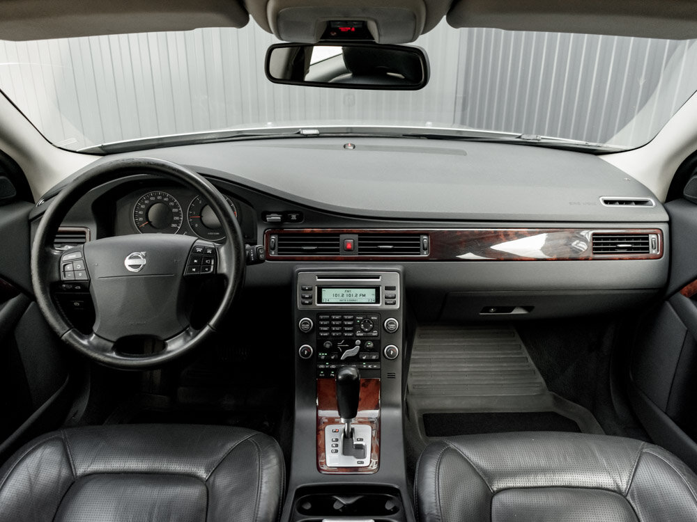 Купить Volvo XC70 2.4d AT (185 л.с.) 4WD, 2008 в Екатеренбурге