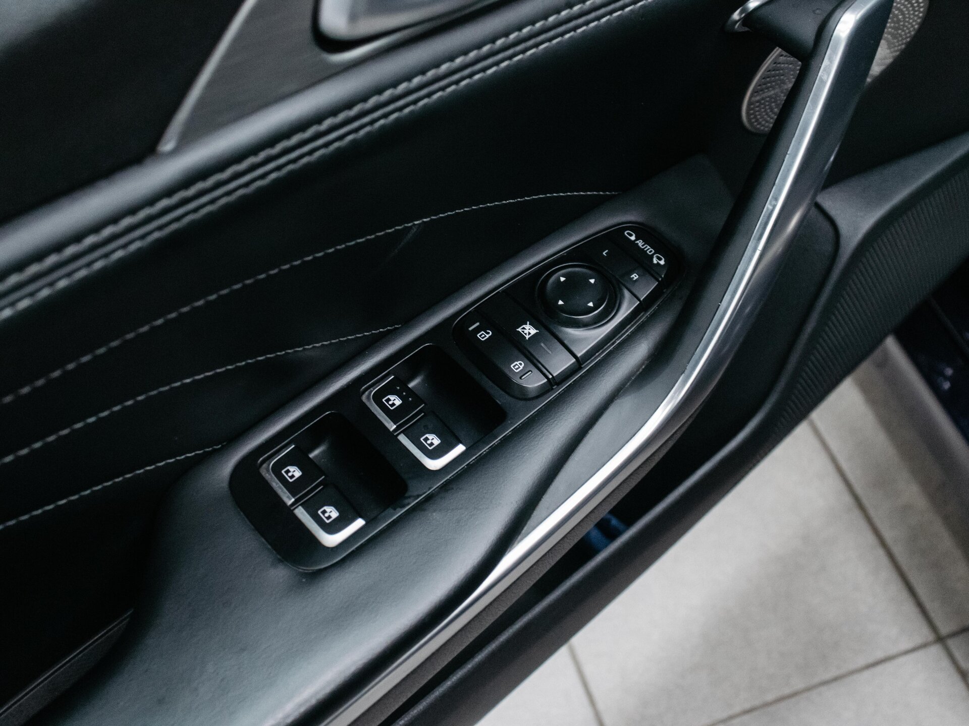 Kia Stinger 2021 10