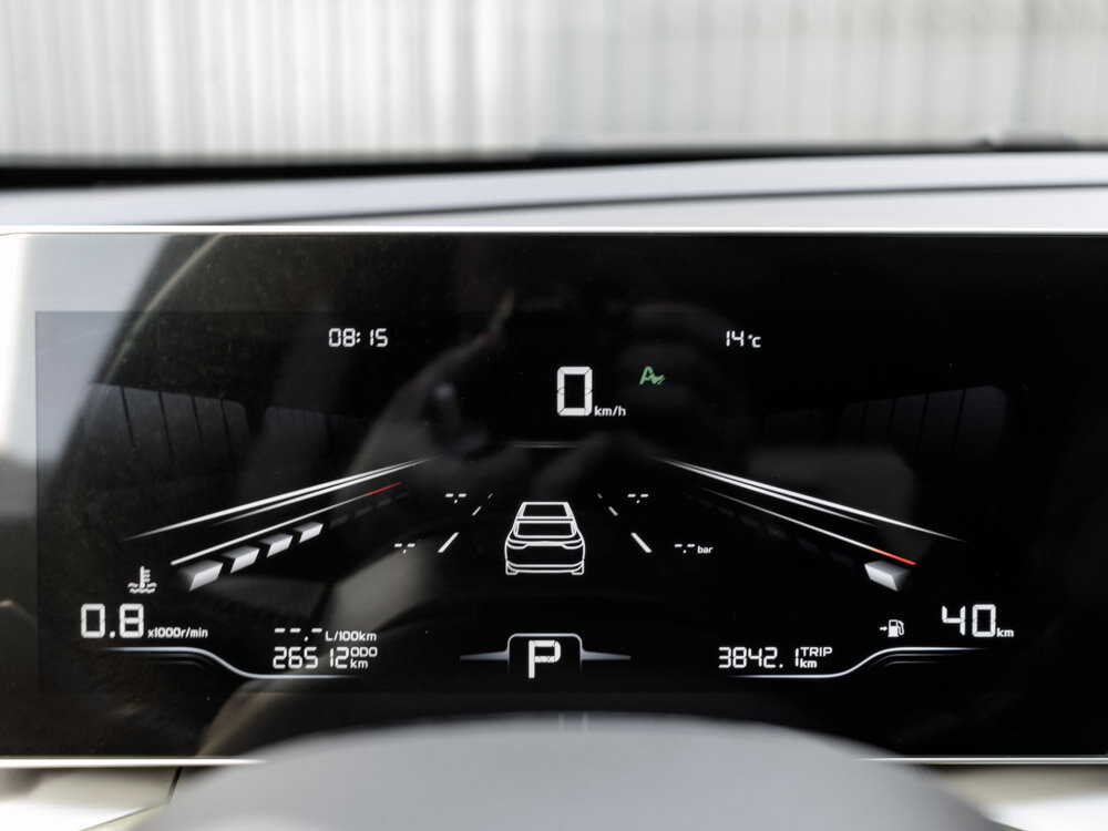Купить Geely Coolray 1.5 AMT (177 л.с.), 2023 в Екатеренбурге