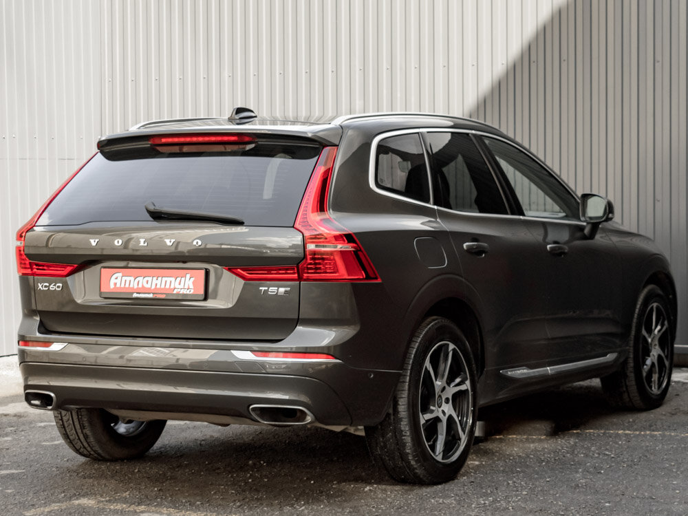 Купить Volvo XC60 2.0 AT (249 л.с.) 4WD, 2018 в Екатеренбурге