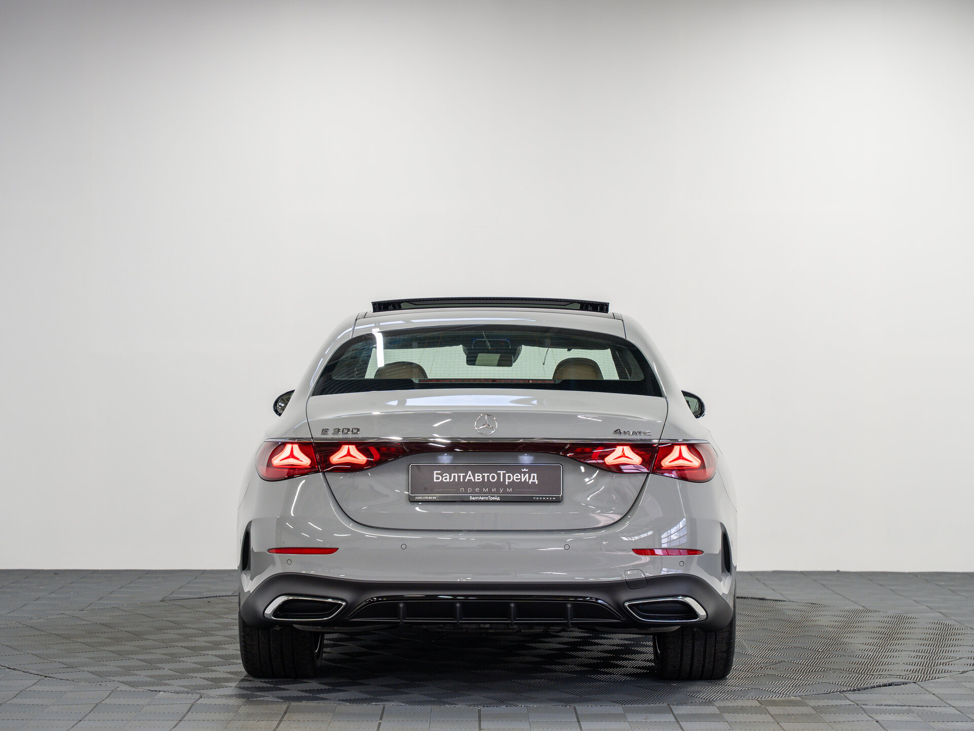 Автомобиль Mercedes-Benz E-Класс 300 2.0 AT (258 л.с.) 4WD - 9