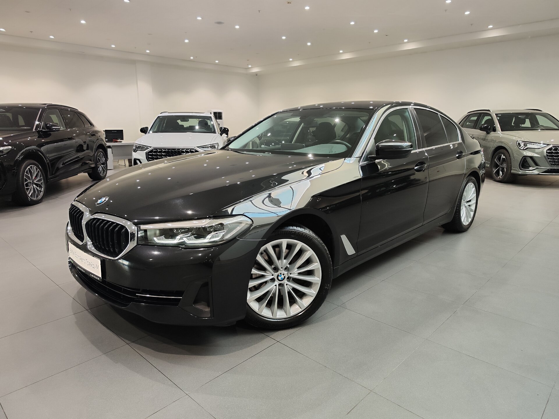 Автомобиль BMW 5 серии 520i 2.0 AT (184 л.с.) - 1
