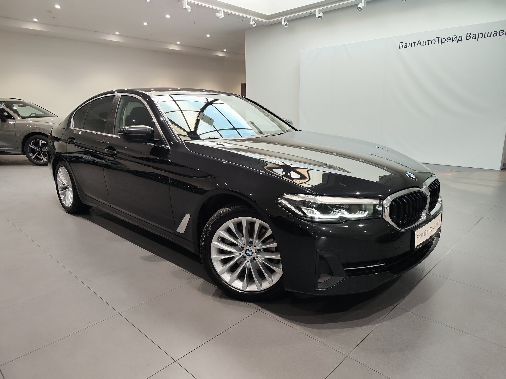 Автомобиль BMW 5 серии 520i 2.0 AT (184 л.с.) - 3