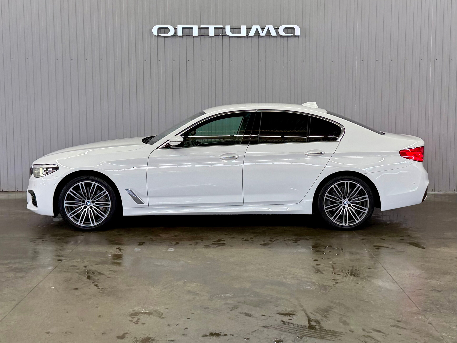BMW 5 серия 525 