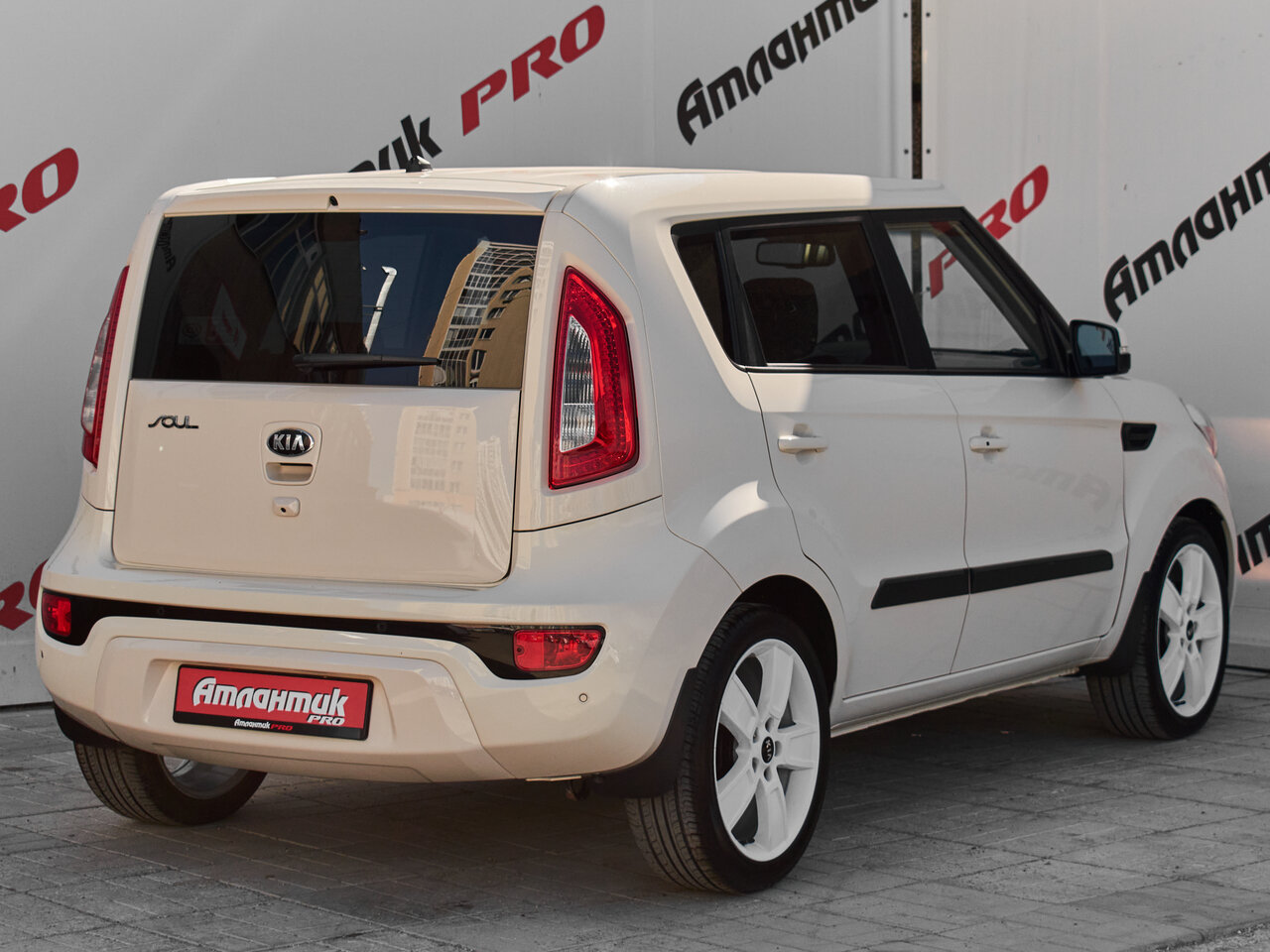 Купить Kia Soul 1.6 AT (129 л.с.), 2014 в Екатеренбурге