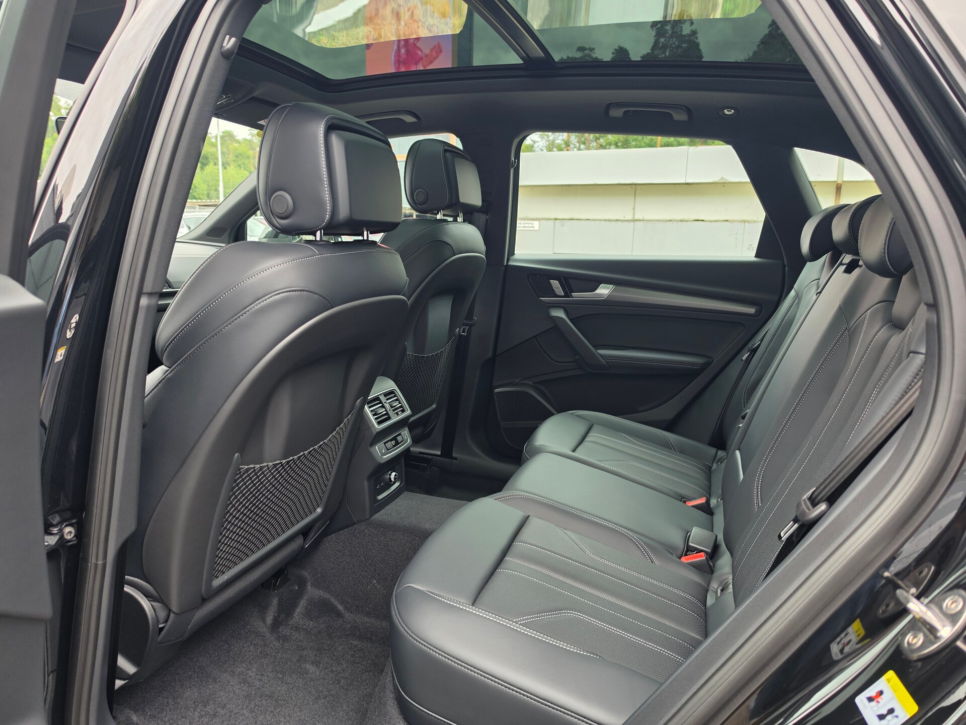 Автомобиль Audi Q5 L 45 TFSI 2.0 AMT (245 л.с.) 4WD - 14