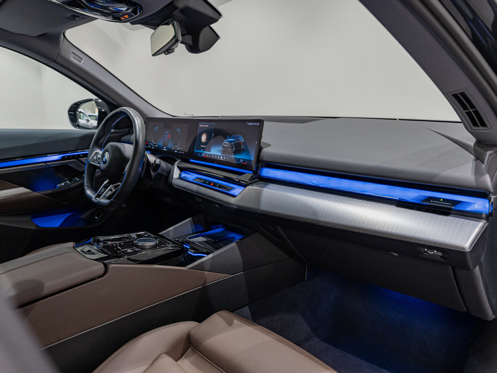 Автомобиль BMW 5 серии 520i 2.0 AT (190 л.с.) - 11