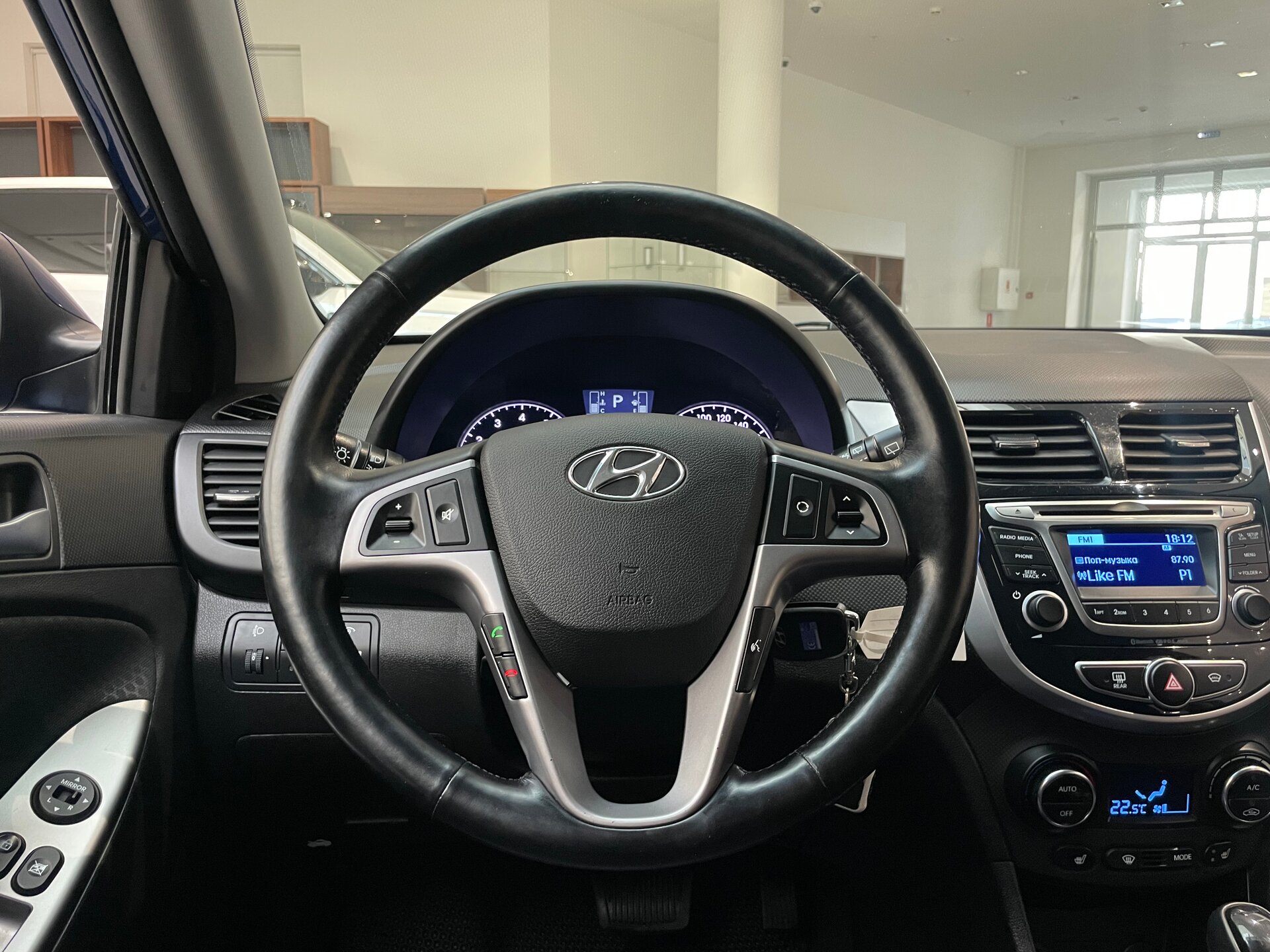 Автомобиль Hyundai Solaris 1.6 AT (123 л.с.) - 15