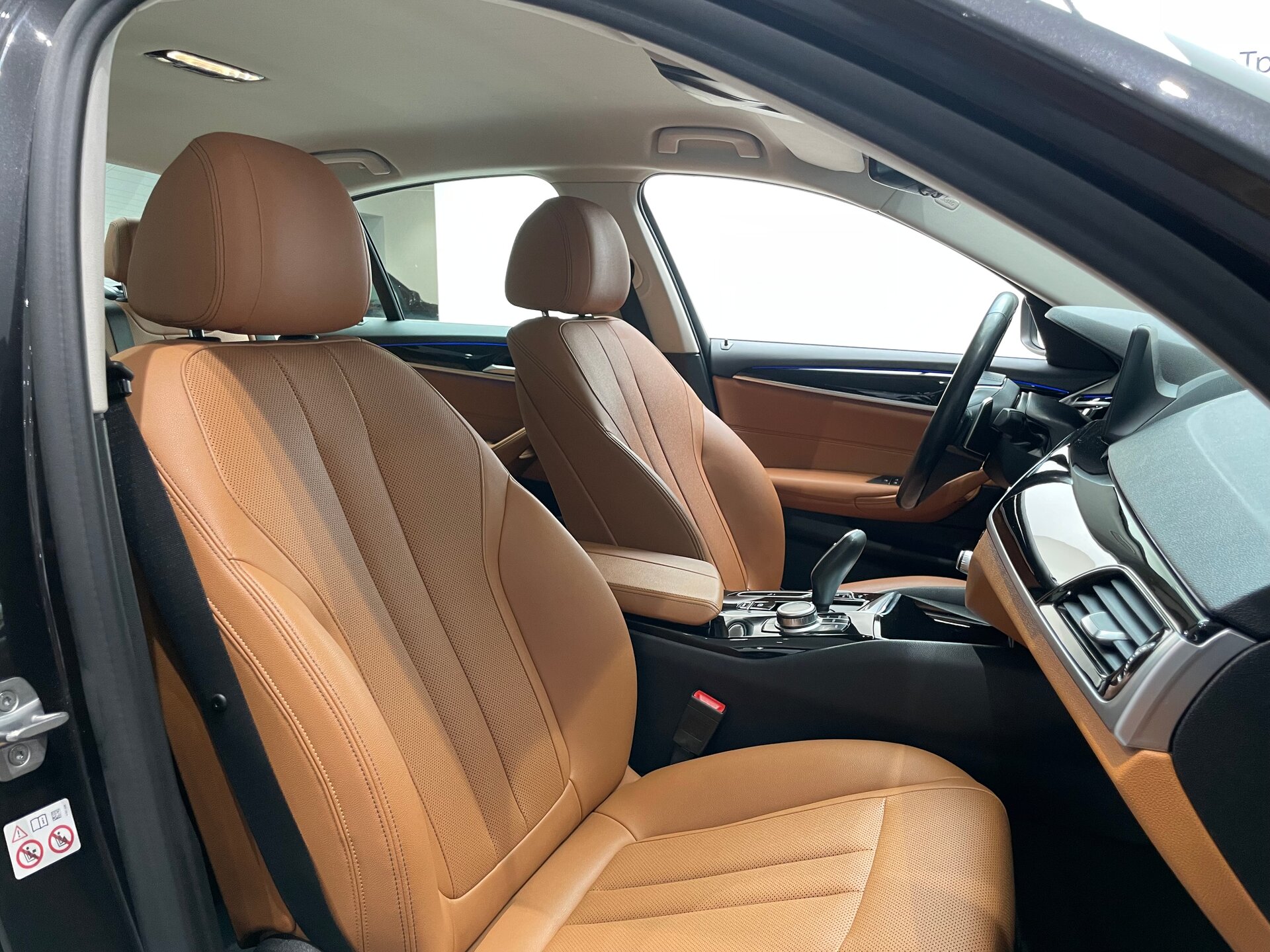 Автомобиль BMW 5 серии 520d 2.0d AT (190 л.с.) - 12