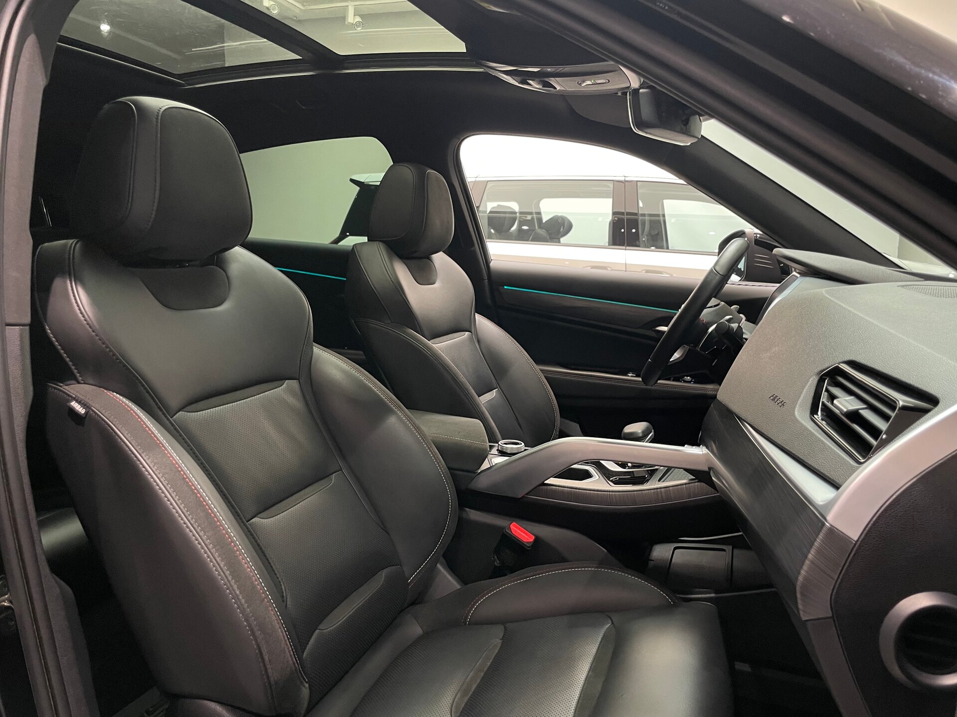Автомобиль Geely Tugella 2.0 AT (238 л.с.) 4WD - 12