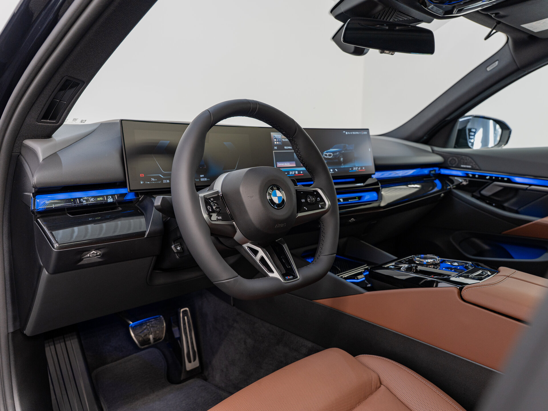 Автомобиль BMW 5 серии 530i xDrive 2.0 AT (258 л.с.) 4WD - 11