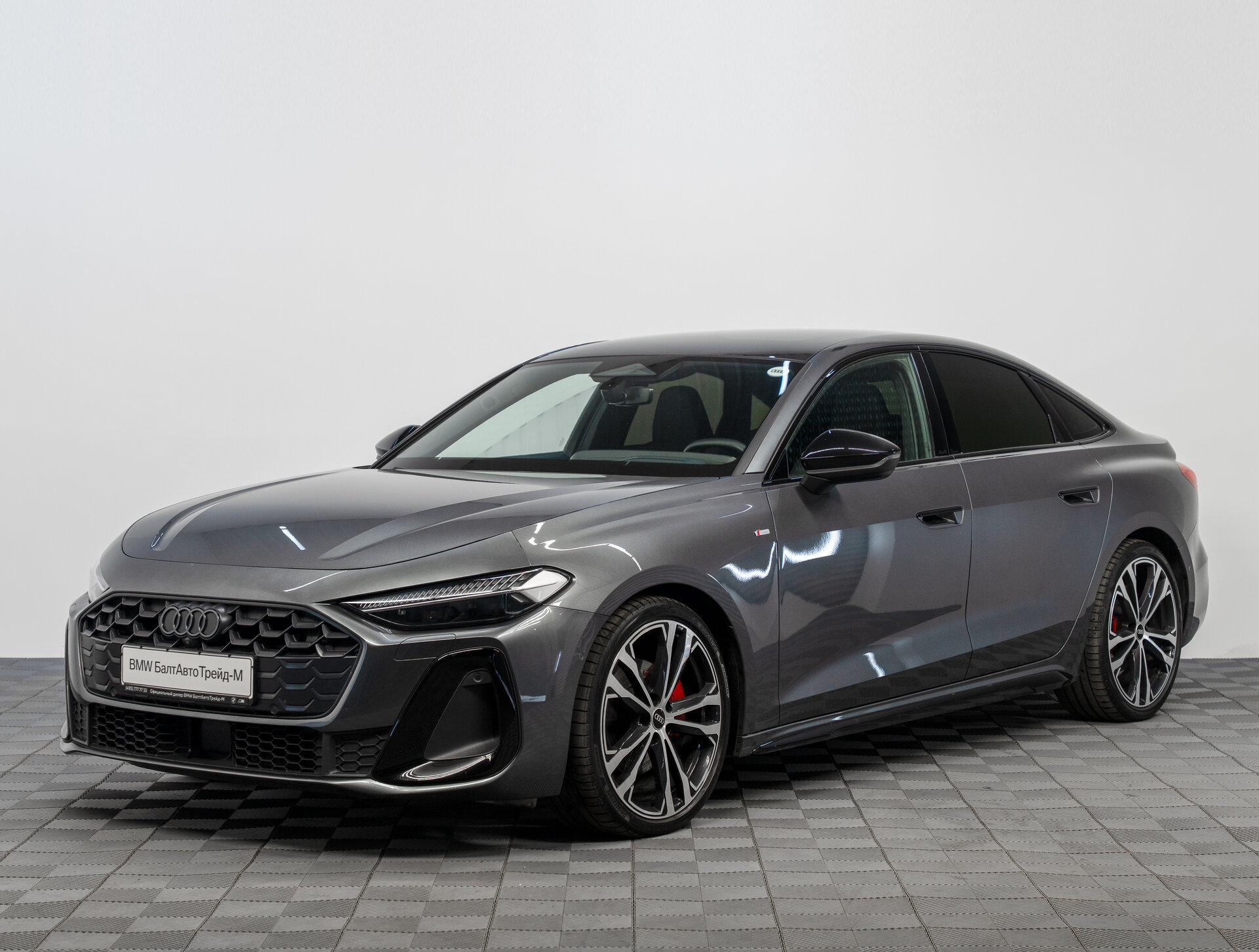Автомобиль Audi A5 2.0 AMT (204 л.с.) 4WD - 1