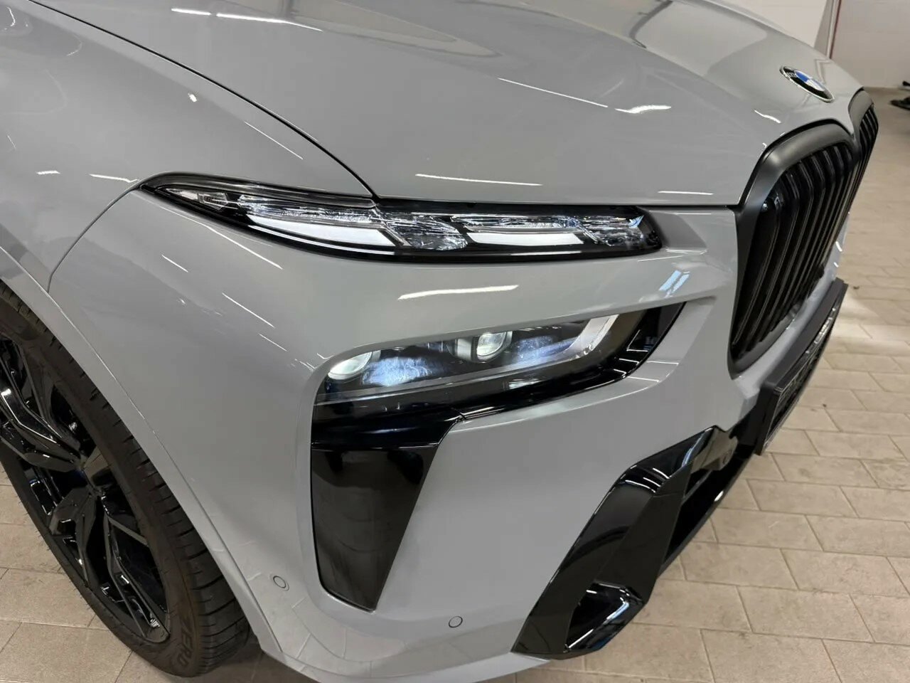 Автомобиль BMW X7 40i 3.0 AT (381 л.с.) 4WD - 4
