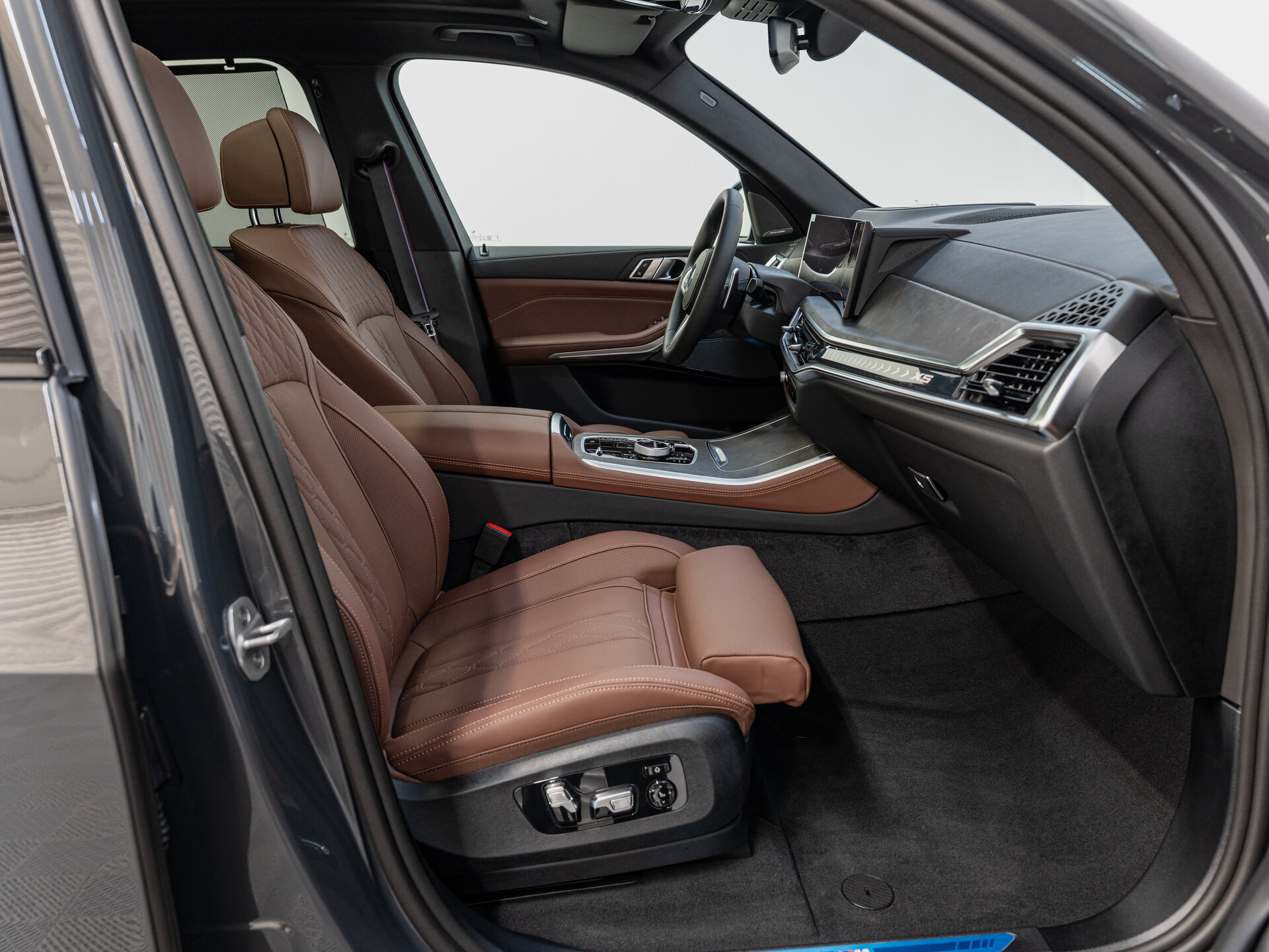 Автомобиль BMW X5 40d 3.0d AT (352 л.с.) 4WD - 14