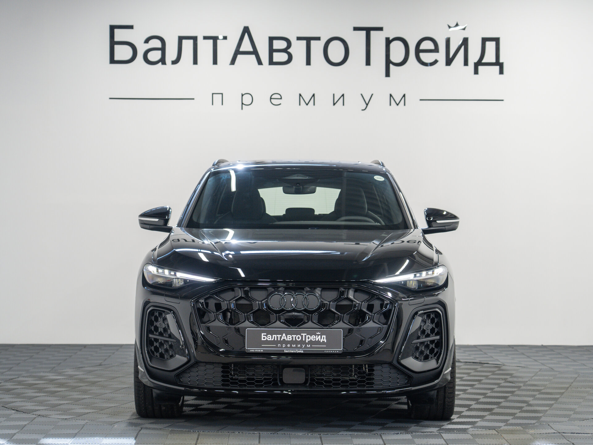 Автомобиль Audi Q5 40 TDI 2.0d AMT (204 л.с.) 4WD - 4