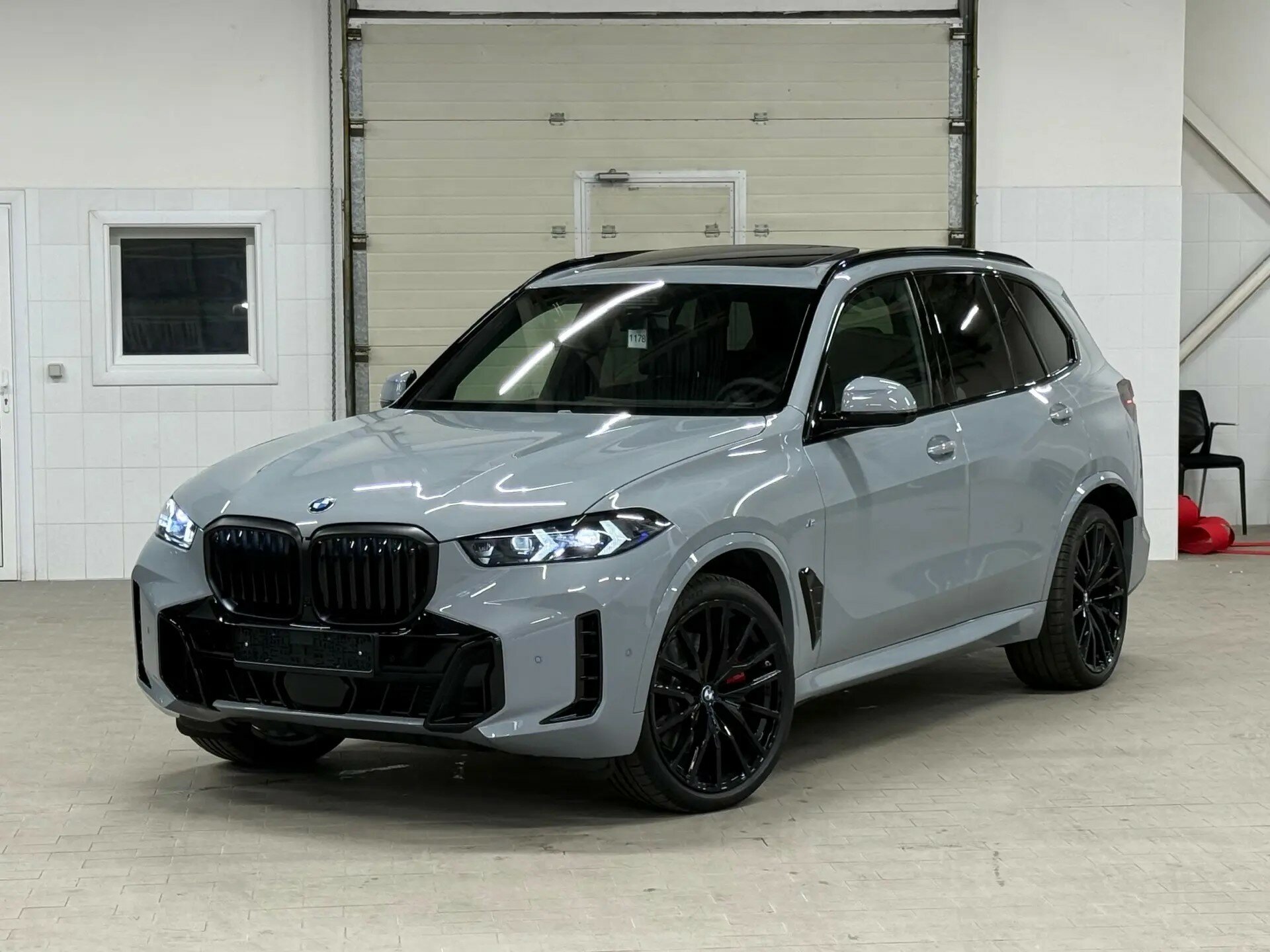 Автомобиль BMW X5 30d 3.0d AT (286 л.с.) 4WD - 6