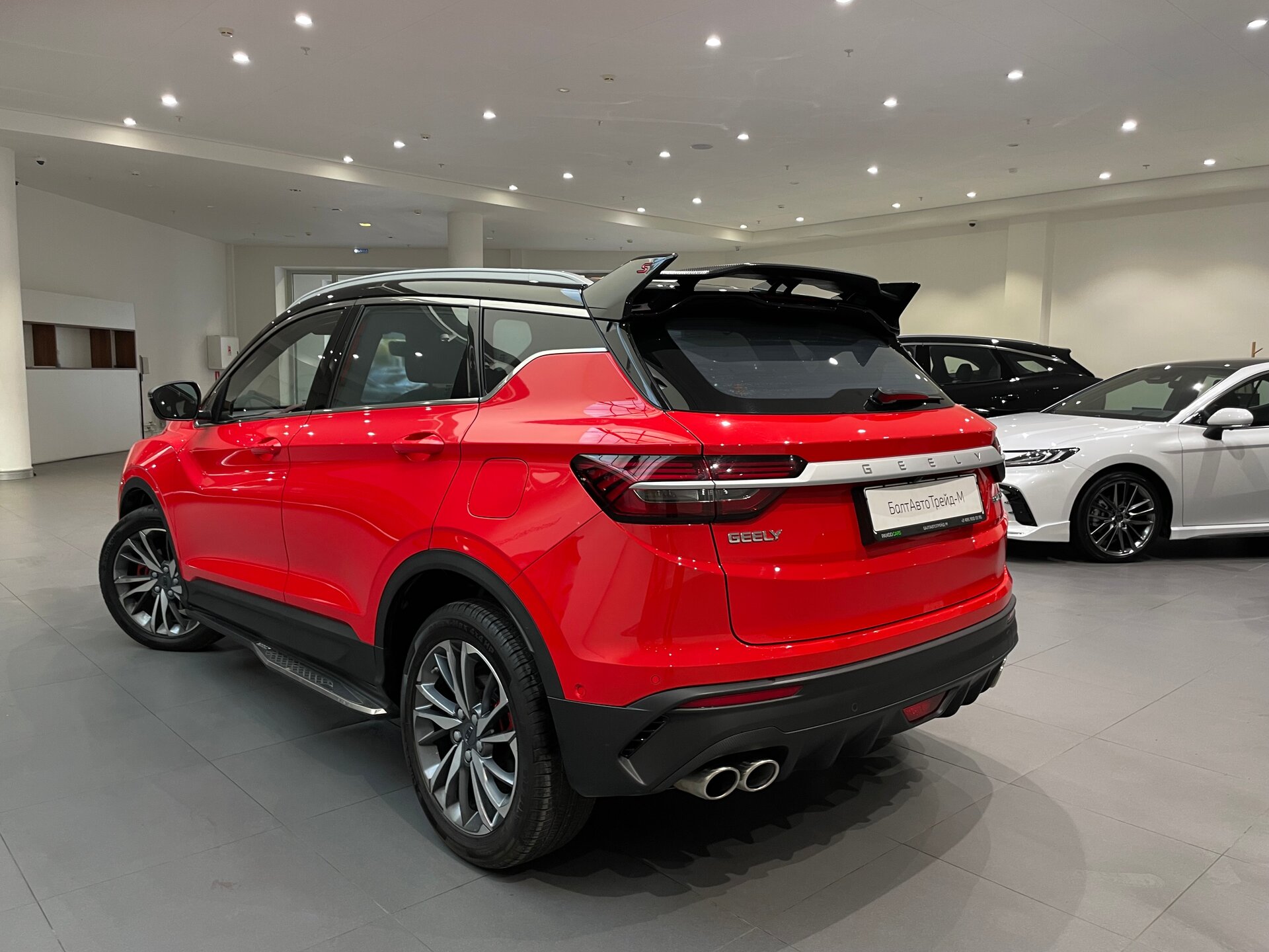 Автомобиль Geely Coolray 1.5 AMT (150 л.с.) - 4