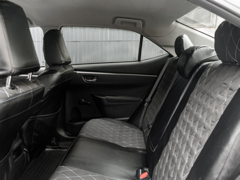 Купить Toyota Corolla 1.6 MT (122 л.с.), 2013 в Екатеренбурге
